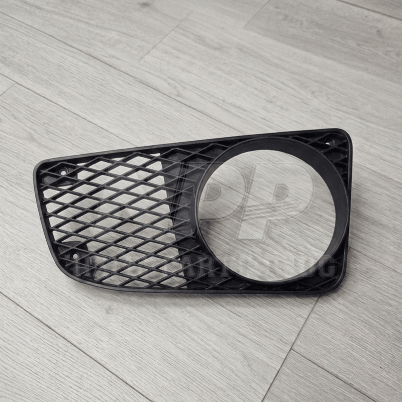 Load image into Gallery viewer, Nissan S15 Silvia Spec-R Aero Front Bumper Foglight Bezel Set - Mīrai Mamōru