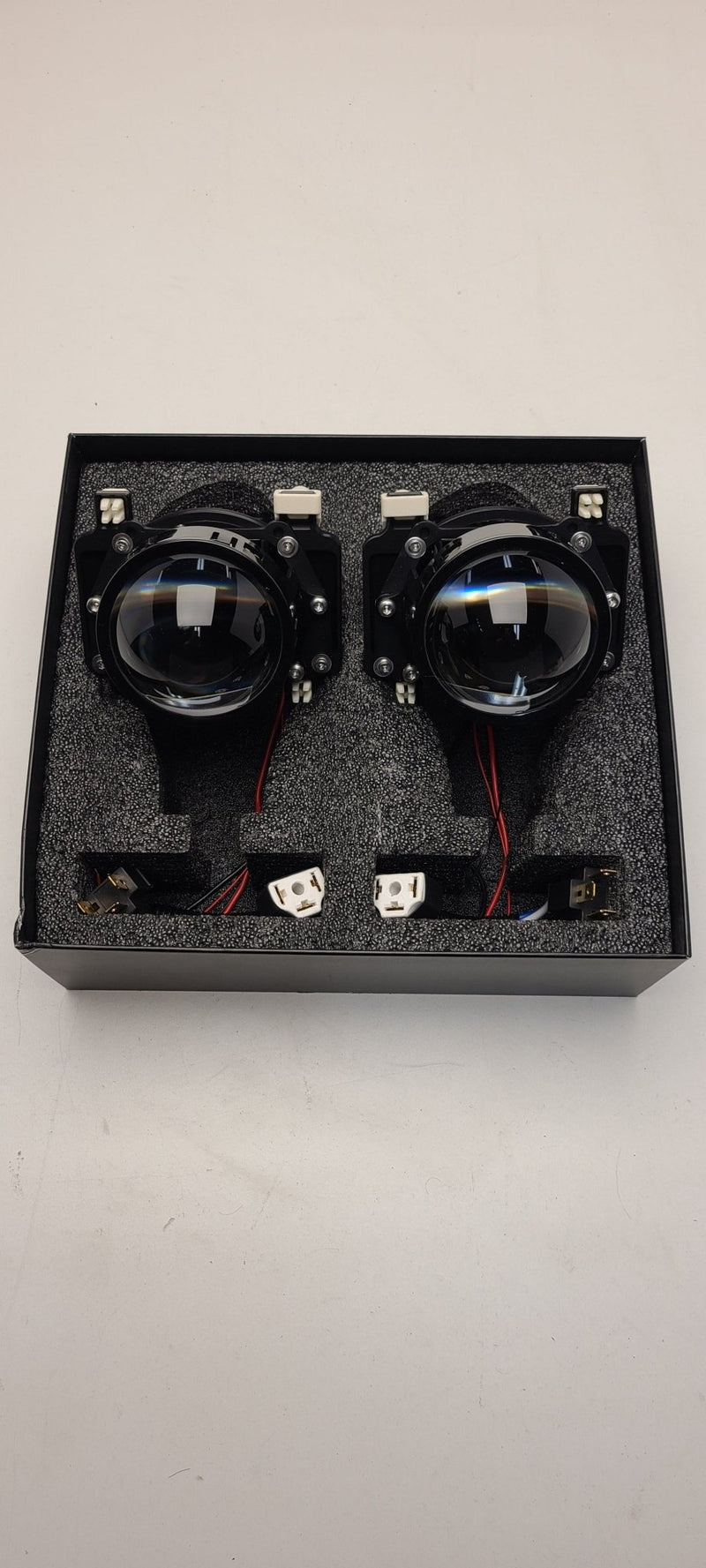 Load image into Gallery viewer, U.P.G R32 Skyline Bi-Led headlight upgrade kit