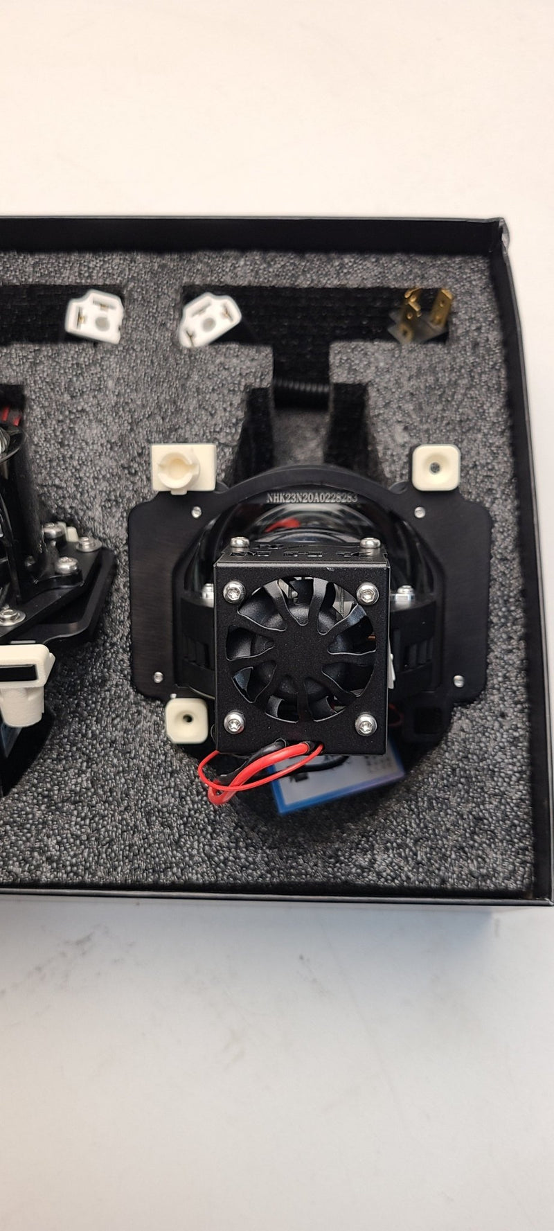 Load image into Gallery viewer, U.P.G R32 Skyline Bi-Led headlight upgrade kit