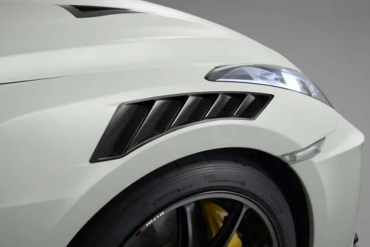 Nissan R35 GT-R Nismo Carbon Fiber Front Fender RH 2020+ - NizmoPartsPlug