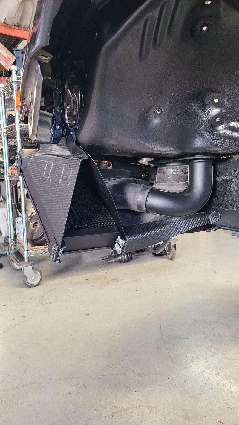 Load image into Gallery viewer, U.P.G R32 GTR oil cooler with carbon ducting -cooler/duct combo-