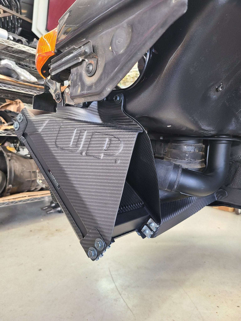 Load image into Gallery viewer, U.P.G R32 GTR oil cooler with carbon ducting -cooler/duct combo-