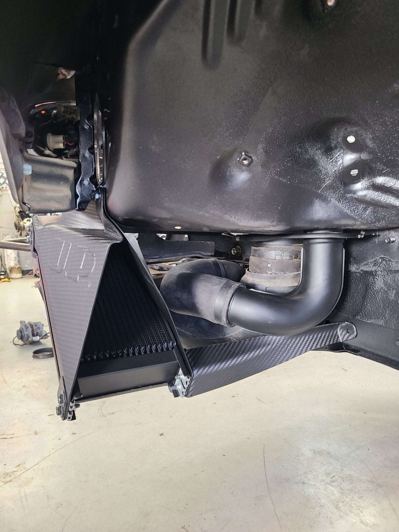 Load image into Gallery viewer, U.P.G R32 GTR oil cooler with carbon ducting -cooler/duct combo-
