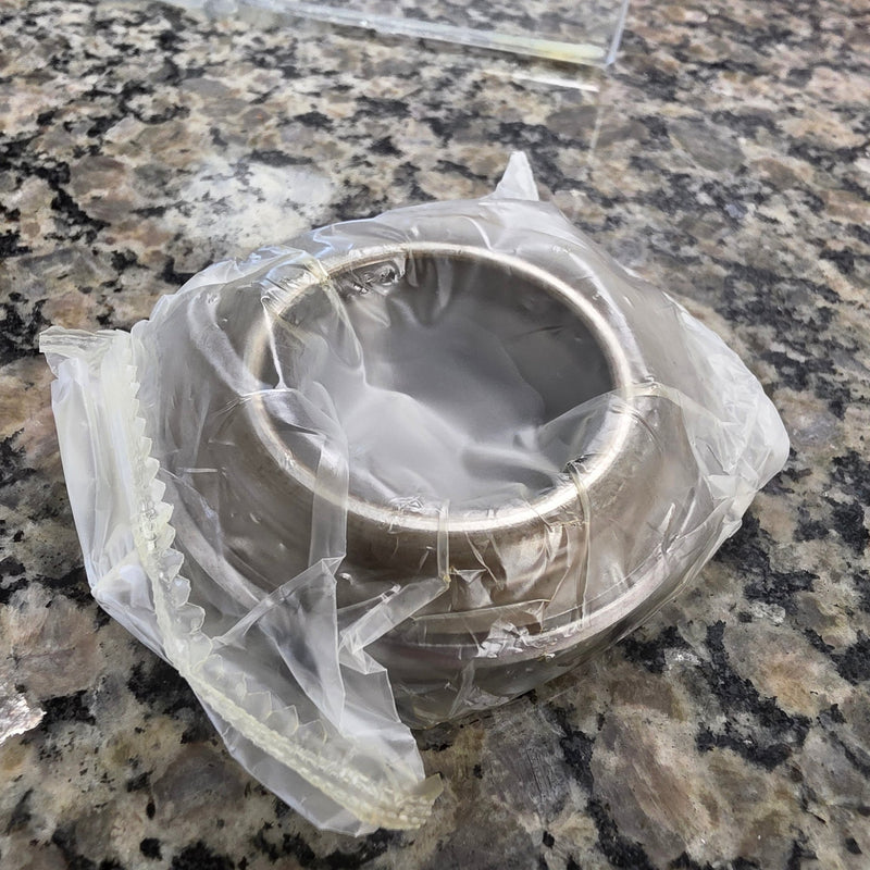 Load image into Gallery viewer, Nissan Pull Style Clutch Release Throw Out Bearing