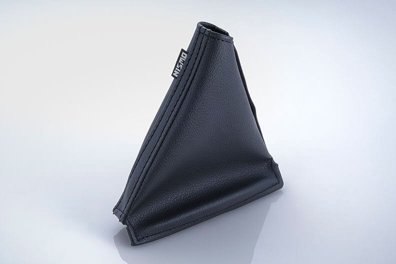 Load image into Gallery viewer, 40th Anniversary NISMO Special R32 GTR Shift Boot & Hand Brake Boot Set - NizmoPartsPlug