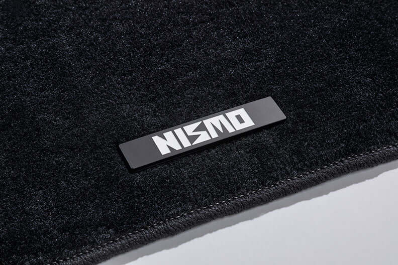 Load image into Gallery viewer, 40th Anniversary NISMO Special R32 GTR Old Logo Floor Mat Set - NizmoPartsPlug