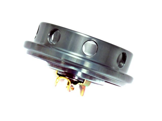 Load image into Gallery viewer, Grey HKS D1 Limited Edition oil filler cap for Mitsubishi, featuring a metallic finish and gold-tone spring clip.