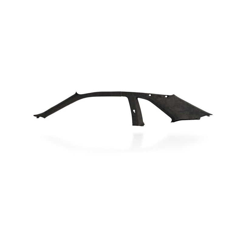 ギャラリービューアに画像をロードする, Black Alcantara interior pillar trim for Nissan Skyline R34 GTR (BNR34) on a white background.