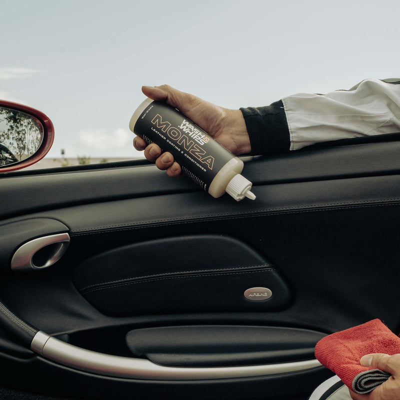 Cargue la imagen en el visor de la galería, WASH&WHIPS Monza Leather Coating & Conditioner