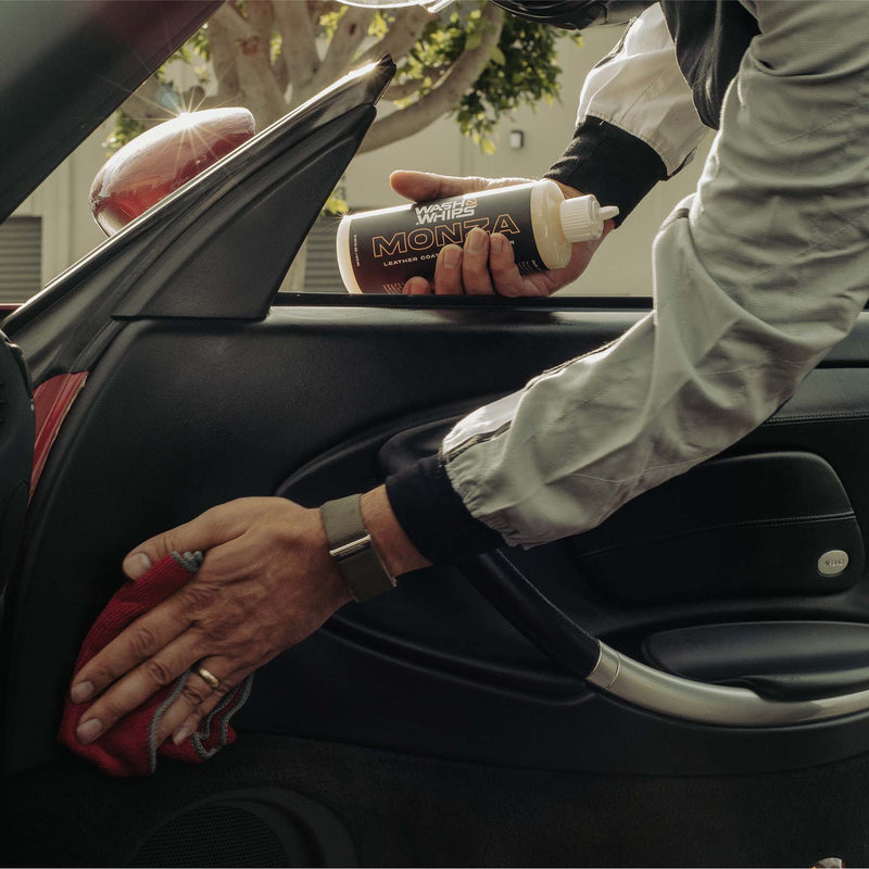 Cargue la imagen en el visor de la galería, WASH&WHIPS Monza Leather Coating & Conditioner