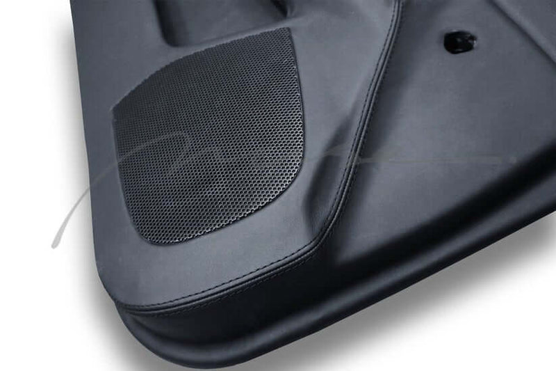 Cargue la imagen en el visor de la galería, Muse Japan Nissan Skyline R34 GTR Full Leather Door Cards W/ Alcantara Inserts - NizmoPartsPlug