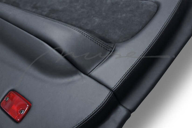 Cargue la imagen en el visor de la galería, Muse Japan Nissan Skyline R34 GTR Full Leather Door Cards W/ Alcantara Inserts - NizmoPartsPlug