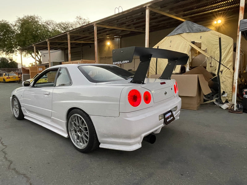 Cargue la imagen en el visor de la galería, GT Wing – Nissan R34 Coupe (1999-2002)