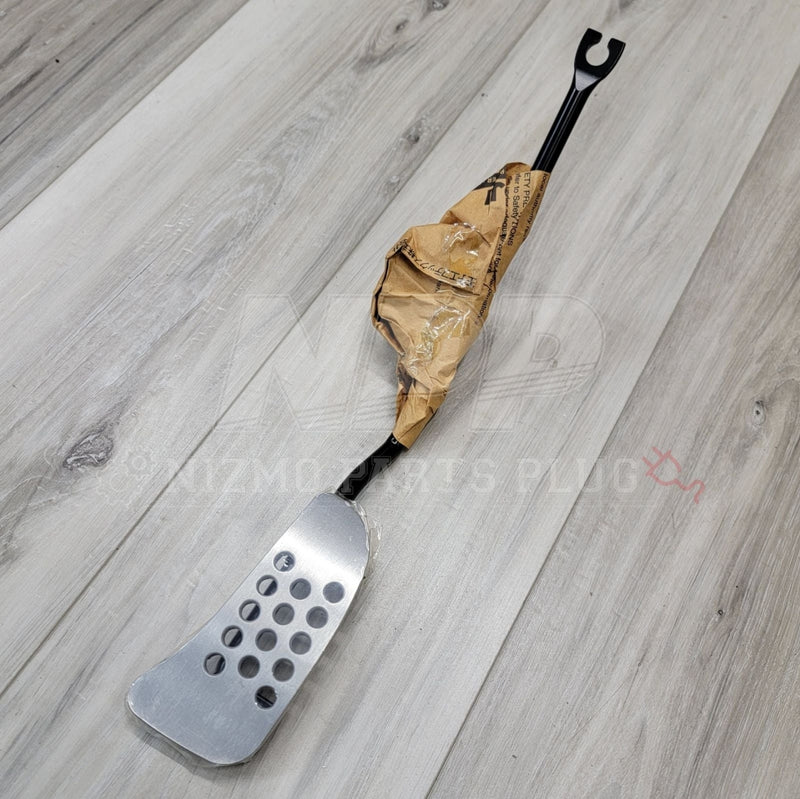 Load image into Gallery viewer, Nissan R34 Skyline GTT to GTR Series 2 Aluminum Pedal Kit