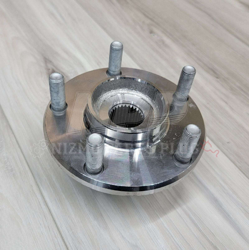 Load image into Gallery viewer, Nissan R32 Skyline GTST Front Wheel Hub Assembly - NizmoPartsPlug