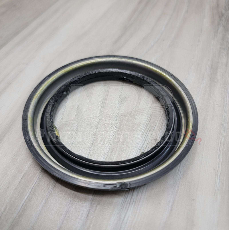 Load image into Gallery viewer, Nissan R32-34 Skyline GTR Rear Wheel Hub Grease Seal - NizmoPartsPlug