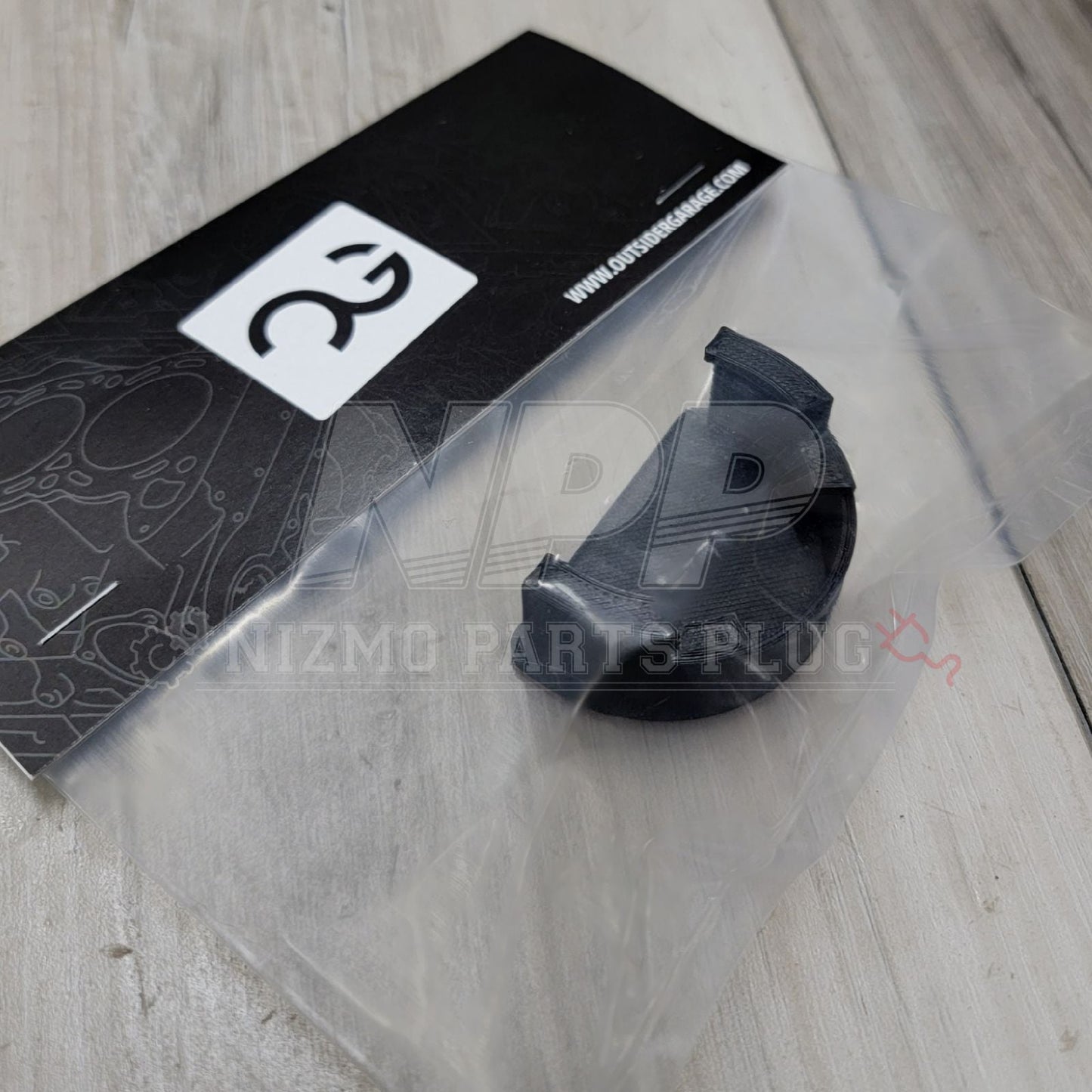 Universal Gas-Cap Holder - NizmoPartsPlug