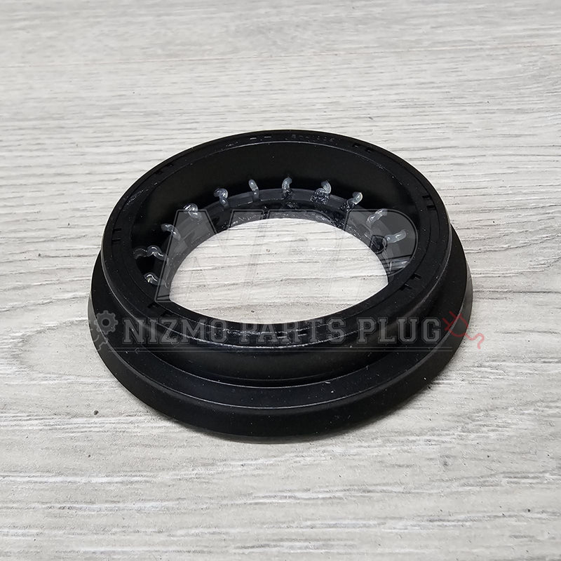 Load image into Gallery viewer, Nissan R32-34 Skyline GTR Transfer Case Front Oil Seal - NizmoPartsPlug