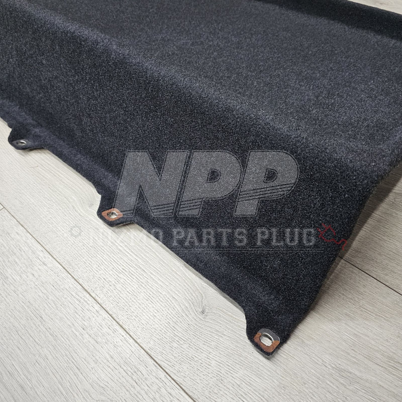 ギャラリービューアに画像をロードする, Black carpeted rear parcel shelf finisher for Nissan Z32 300ZX 2+0 in good condition.