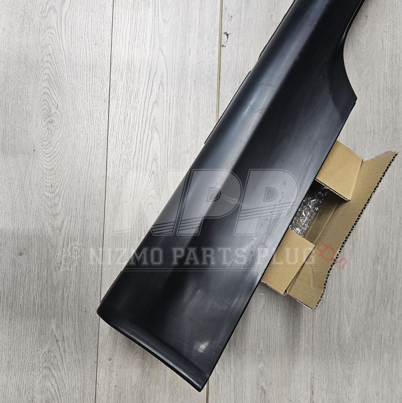Load image into Gallery viewer, Nissan R34 Skyline GTR RH Center Sideskirt Assembly - NizmoPartsPlug