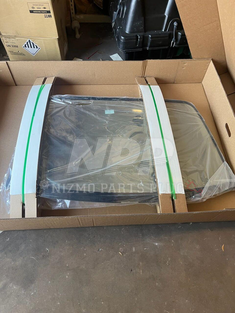 Load image into Gallery viewer, Nissan S15 Silvia 180SX Front Windshield Glass Assembly - NizmoPartsPlug