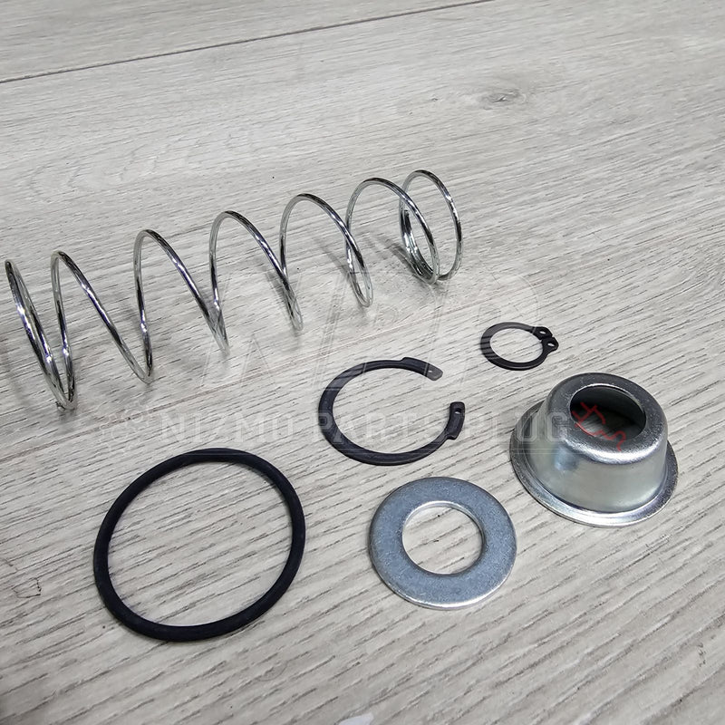 Load image into Gallery viewer, Nissan R32/33/34 Skyline GTR Clutch Master Cylinder Rebuild Kit - NizmoPartsPlug