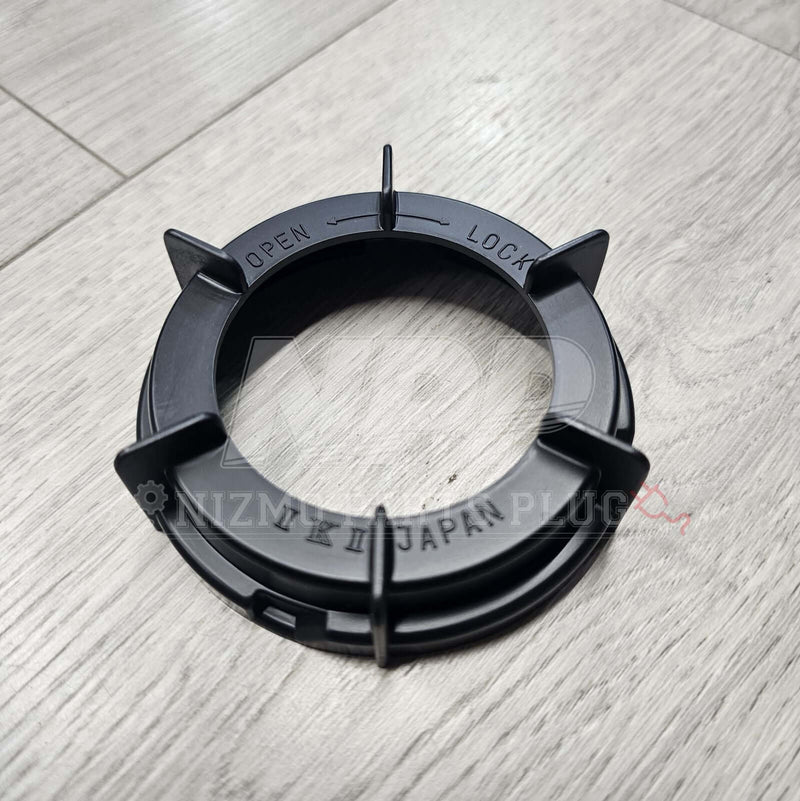 Load image into Gallery viewer, Nissan R32 Skyline /S14 240SX Headlight Inner Cover Locking Cap (N1 Type) - NizmoPartsPlug