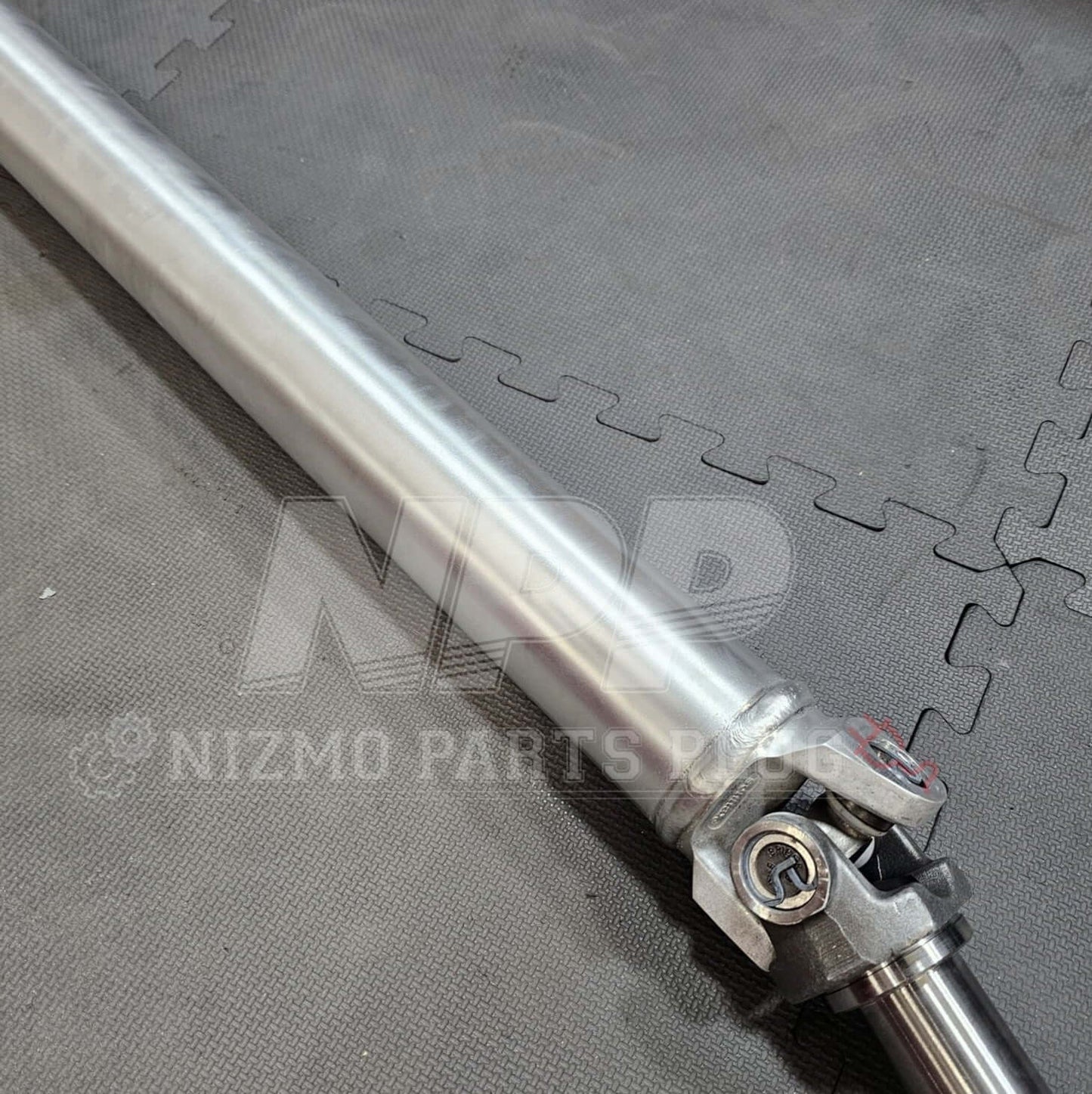 Nissan R34 Skyline GTT Performance 1 Piece DriveShaft Assembly - NizmoPartsPlug