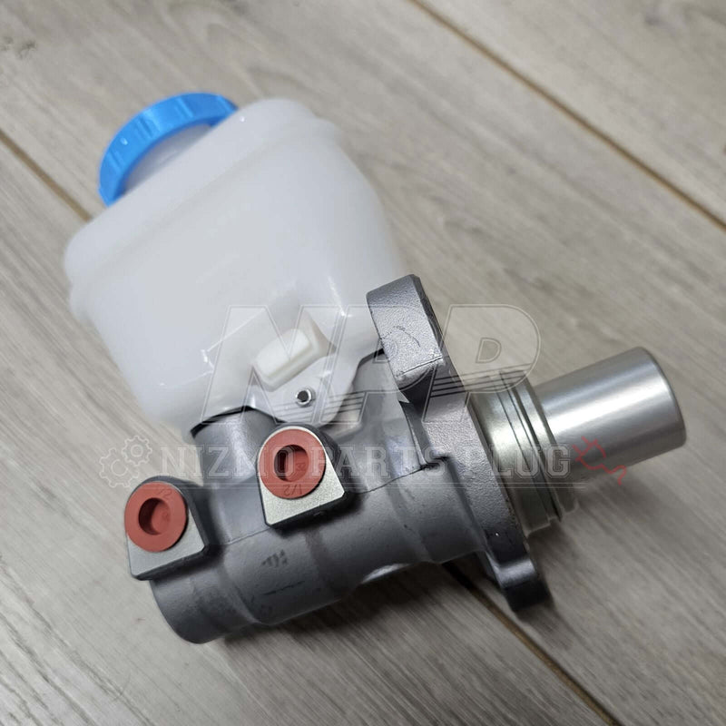 Load image into Gallery viewer, Nissan R35 GT-R Brake Master Cylinder With Reservoir - NizmoPartsPlug