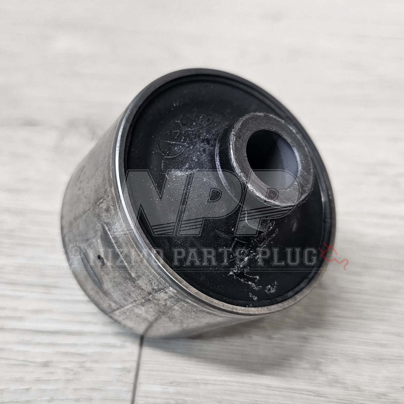 Load image into Gallery viewer, Nismo Reinforced Rear Control Arm Knuckle Bushing (240SX/S15 Silvia/R32-33 Skyline (2WD)C34 Stagea (AWD AT) - NizmoPartsPlug