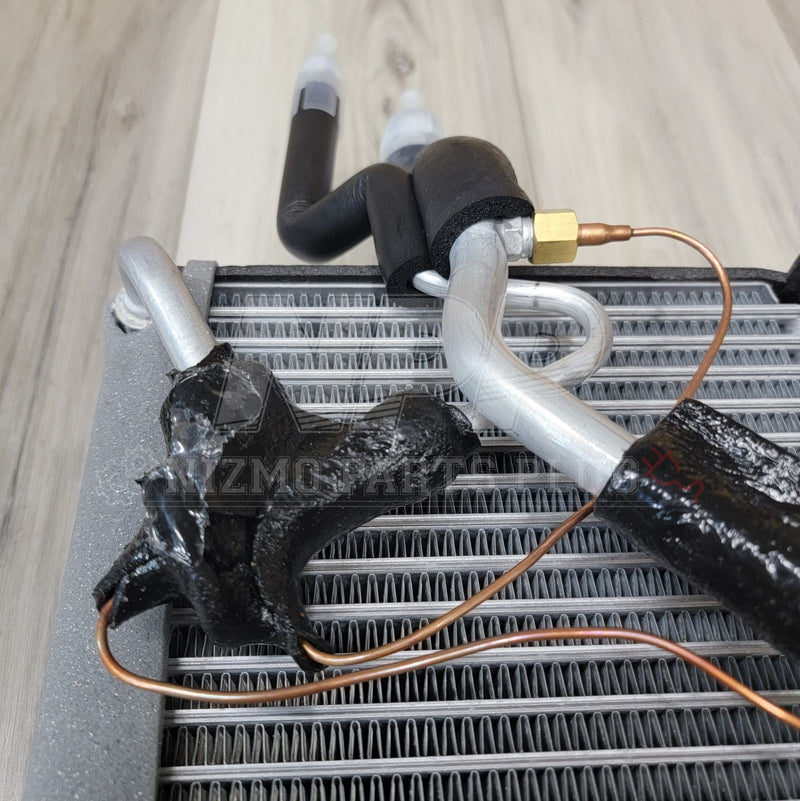Load image into Gallery viewer, Nissan R32 Skyline A/C Evaporator Core Assembly - NizmoPartsPlug