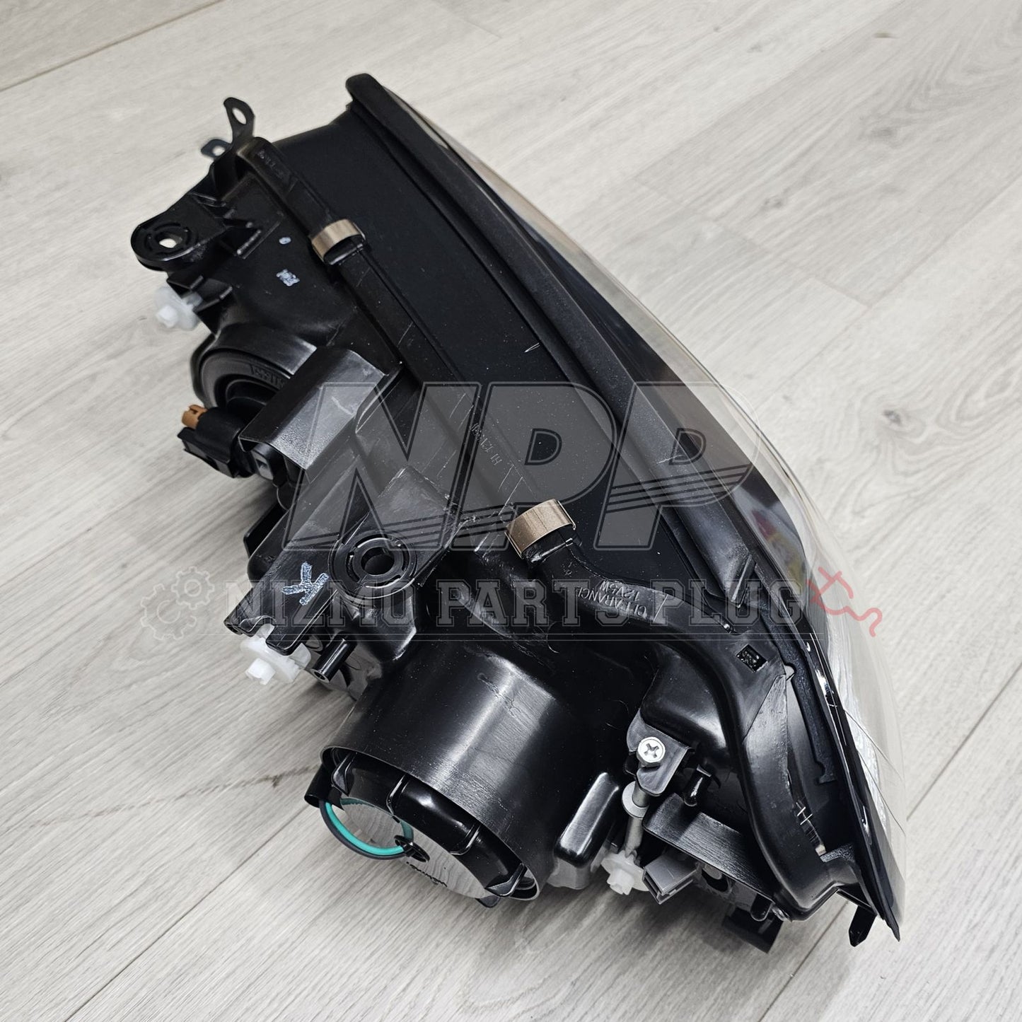 Nissan R34 Skyline Headlight Assembly RH (Halogen)