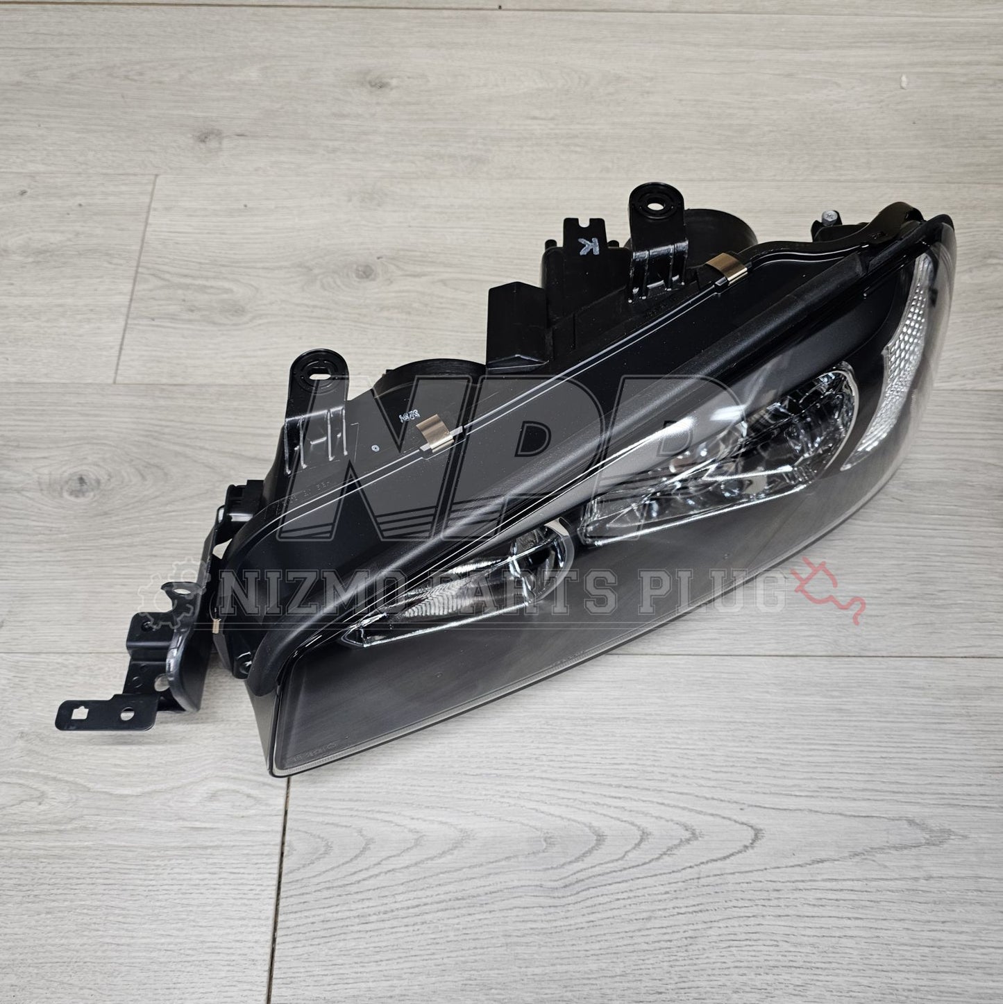 Nissan R34 Skyline Headlight Assembly LH (Halogen) - NizmoPartsPlug