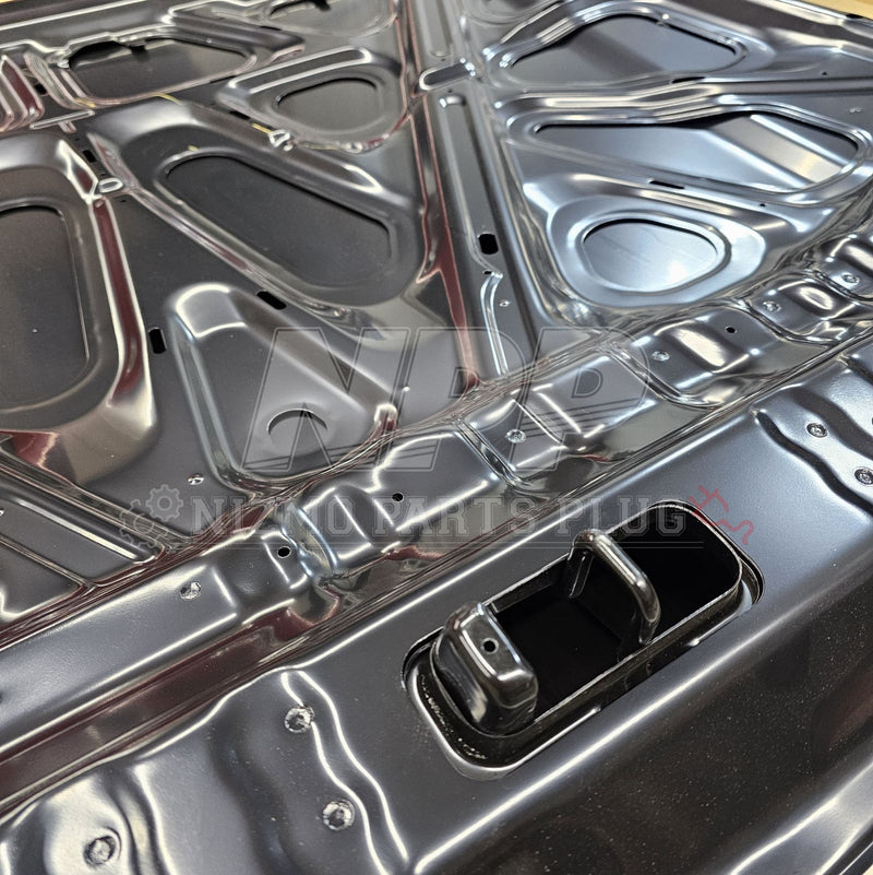 Load image into Gallery viewer, Nissan R34 Skyline GTR Aluminium Hood Assembly - NizmoPartsPlug