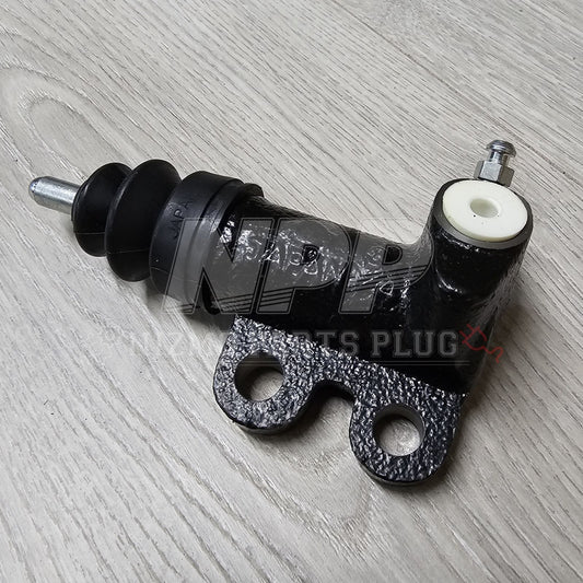 Nissan R33/34 Skyline RB25DET Clutch Operating Cylinder (Push Type) - NizmoPartsPlug
