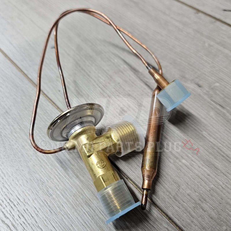 Load image into Gallery viewer, Nissan 180SX/RS13/R32 AC Expansion Valve - NizmoPartsPlug