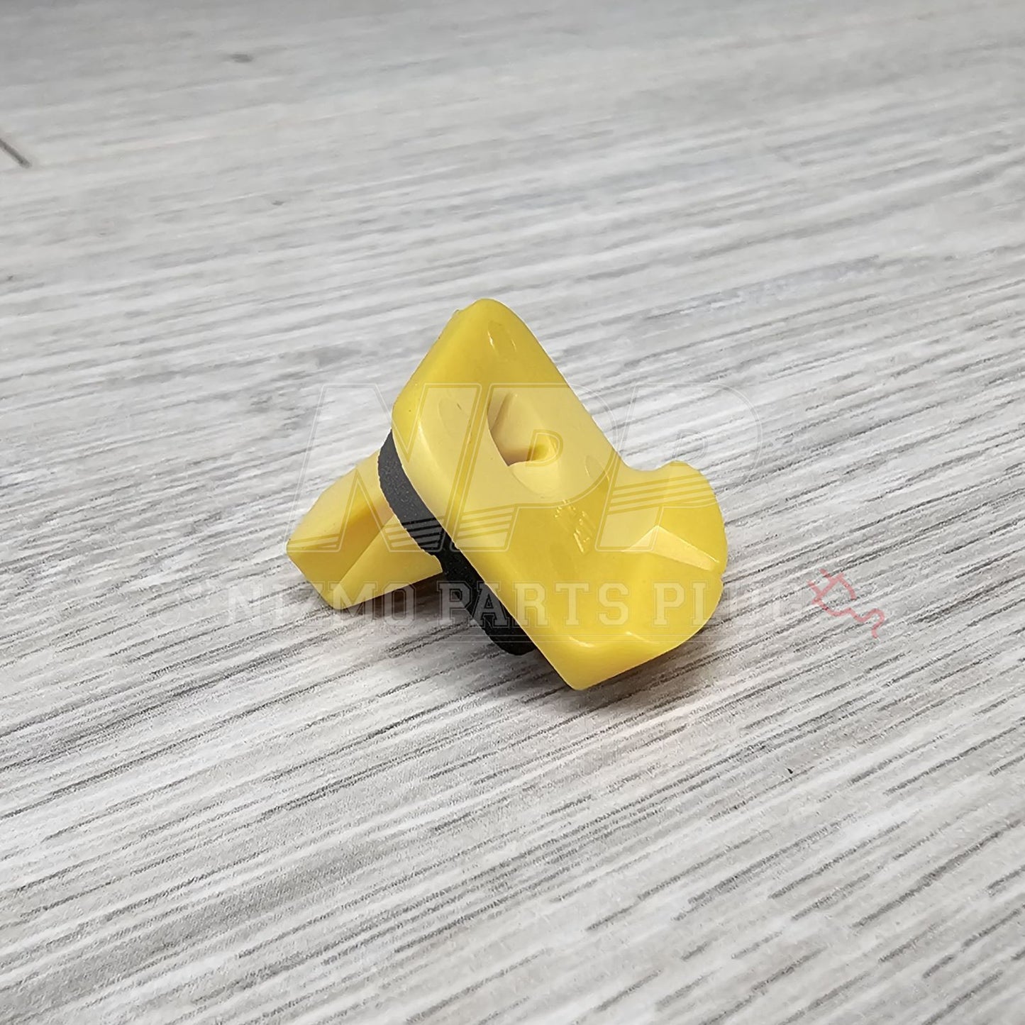 R32 Nissan Skyline Coupe Front Windshield Spacer Clip - NizmoPartsPlug