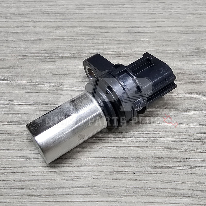 Load image into Gallery viewer, Nissan 350Z/G35 VQ35DE Passenger Camshaft Angle Sensor (BANK 1) - NizmoPartsPlug