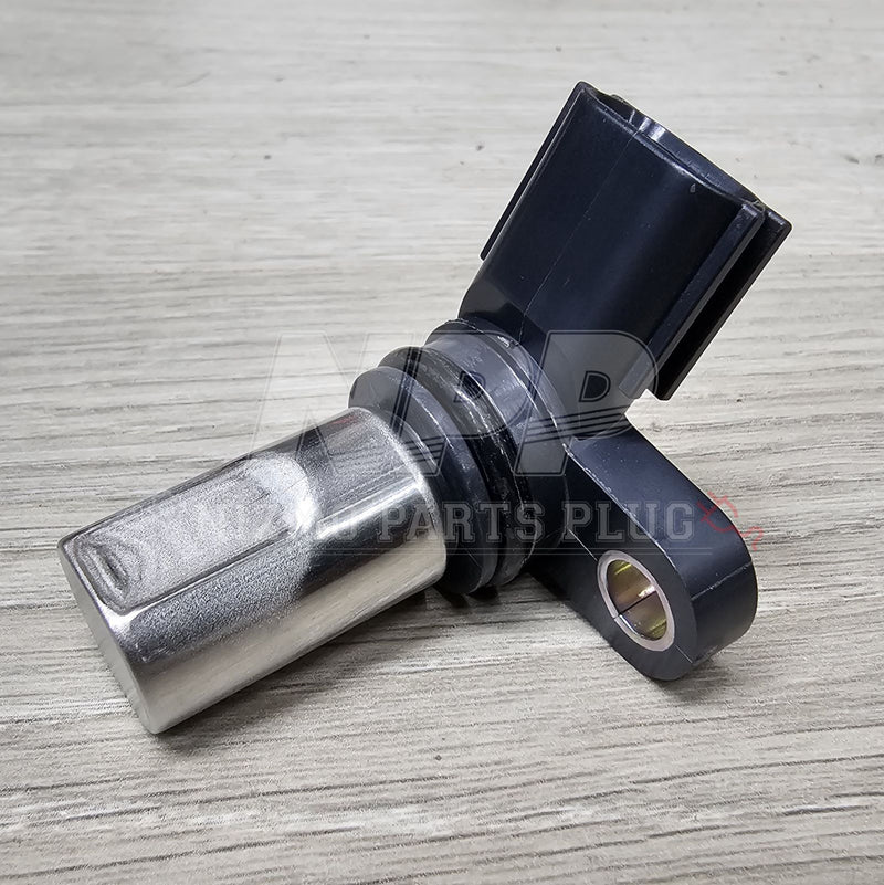 Load image into Gallery viewer, Nissan 350Z/G35 VQ35DE Driver Camshaft Angle Sensor (BANK 2) - NizmoPartsPlug