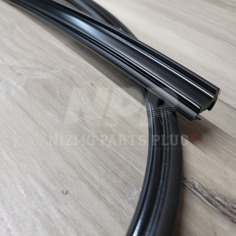 Load image into Gallery viewer, Nissan R34 Skyline Coupe Models Front Windshield Molding - NizmoPartsPlug