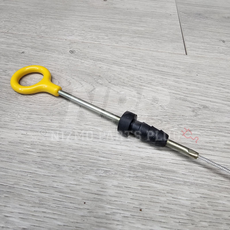 Cargue la imagen en el visor de la galería, Nissan Z32 300ZX OEM Engine Oil Dipstick Gauge - NizmoPartsPlug