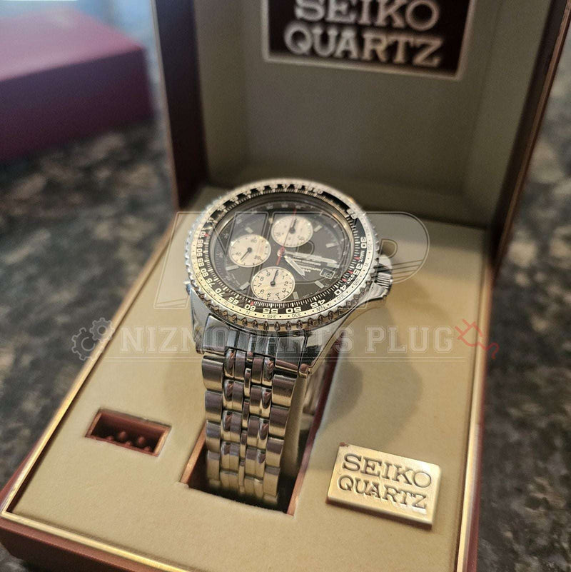 Load image into Gallery viewer, Nissan Nismo Special Old Logo Chronograph High Precision Seiko Watch - NizmoPartsPlug