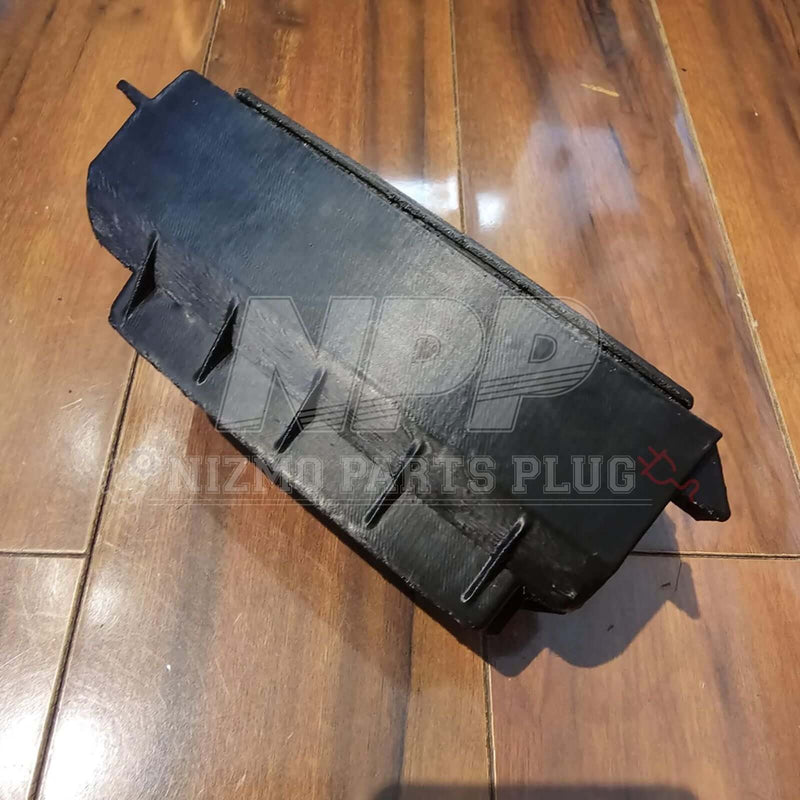 Cargue la imagen en el visor de la galería, Solo portavasos interior del Mīrai Mamōru R34 Skyline