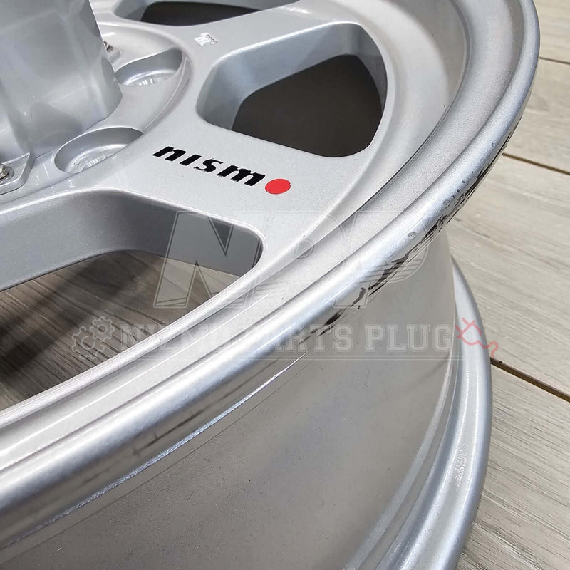 Cargue la imagen en el visor de la galería, Nismo Frontier Rays Engineering TE37X Wheel Assembly 16x7 6 lug close-up view
