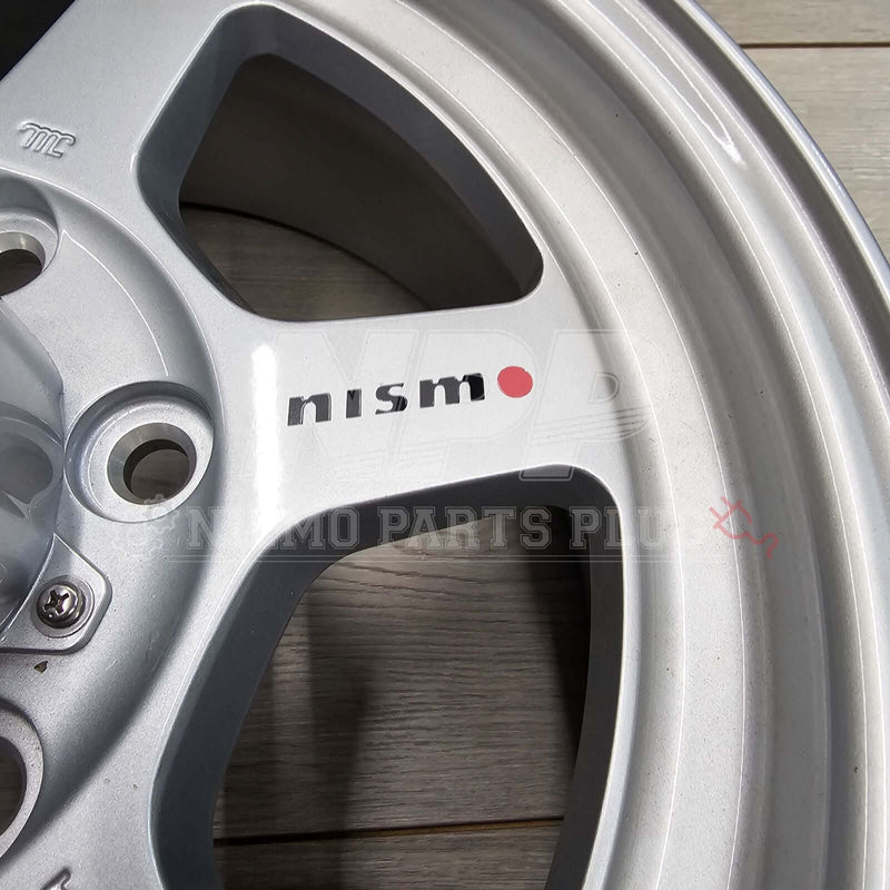 Cargue la imagen en el visor de la galería, Nismo Frontier Rays Engineering TE37X Wheel Assembly 16x7 6 lug close-up showing design and finishing details.