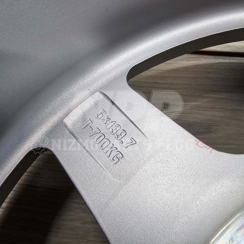 Cargue la imagen en el visor de la galería, Nismo Frontier Rays Engineering TE37X Wheel Assembly 16x7 6 lug close-up showing wheel specs and weight rating