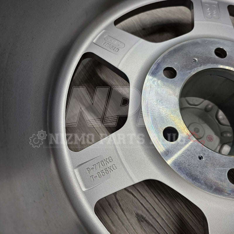 Cargue la imagen en el visor de la galería, Nismo Frontier Rays Engineering TE37X Wheel Assembly 16x7 6 lug close-up view of wheel design and specifications