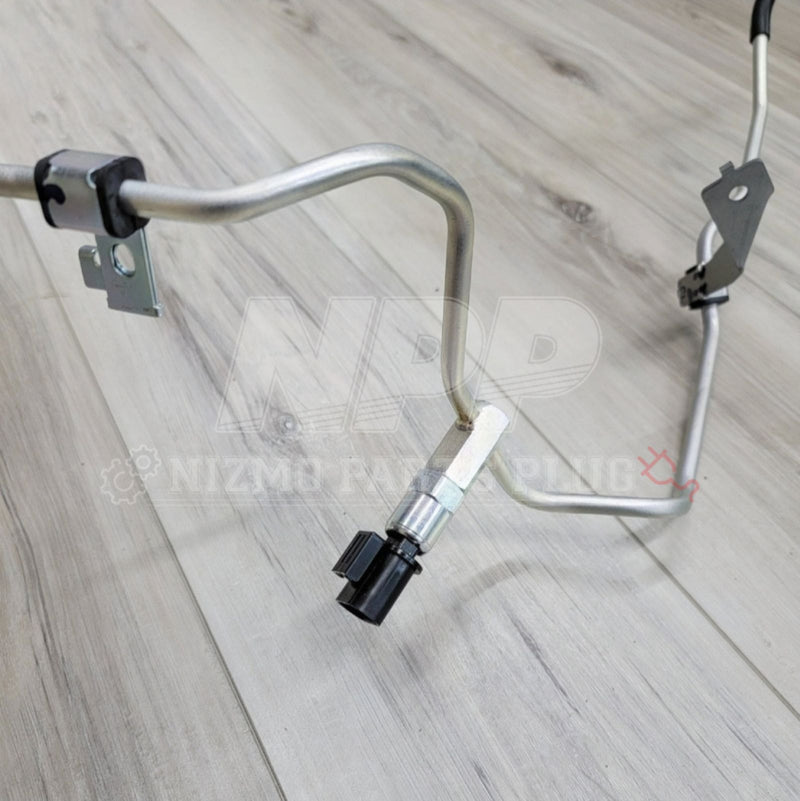 ギャラリービューアに画像をロードする, New Nissan R32 Skyline GTR silver metal high pressure power steering hose assembly with black sensor.