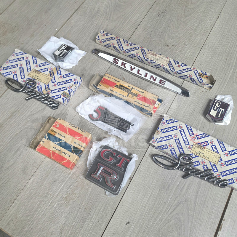 ギャラリービューアに画像をロードする, Nissan KPGC10 Hakosuka GT-R Rare Badge & Emblem Set