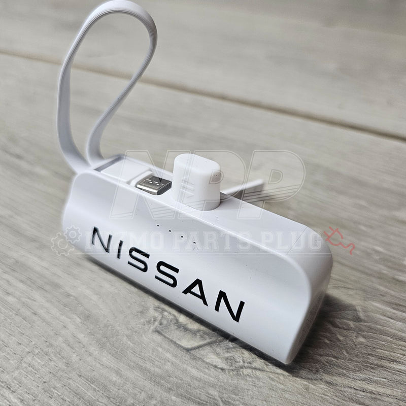 Cargue la imagen en el visor de la galería, Nissan New Logo Portable Charger Bank 5000 mAH - NizmoPartsPlug